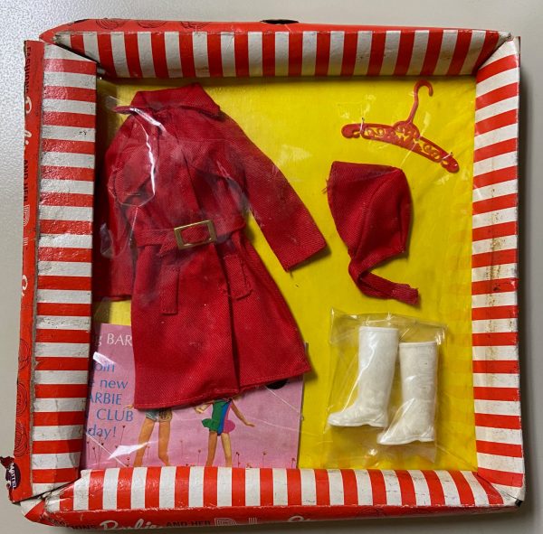 #3409 Vintage Red For Rain Barbie Fashion NRFB