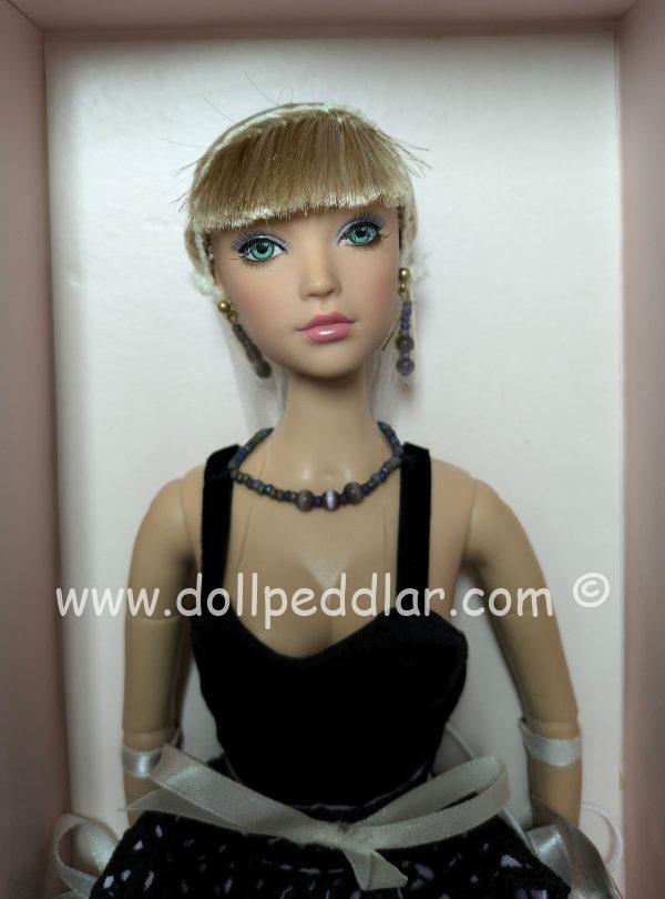 Cocktail Chic Sienna Evans 16" NRFB in Shipper - Image 2
