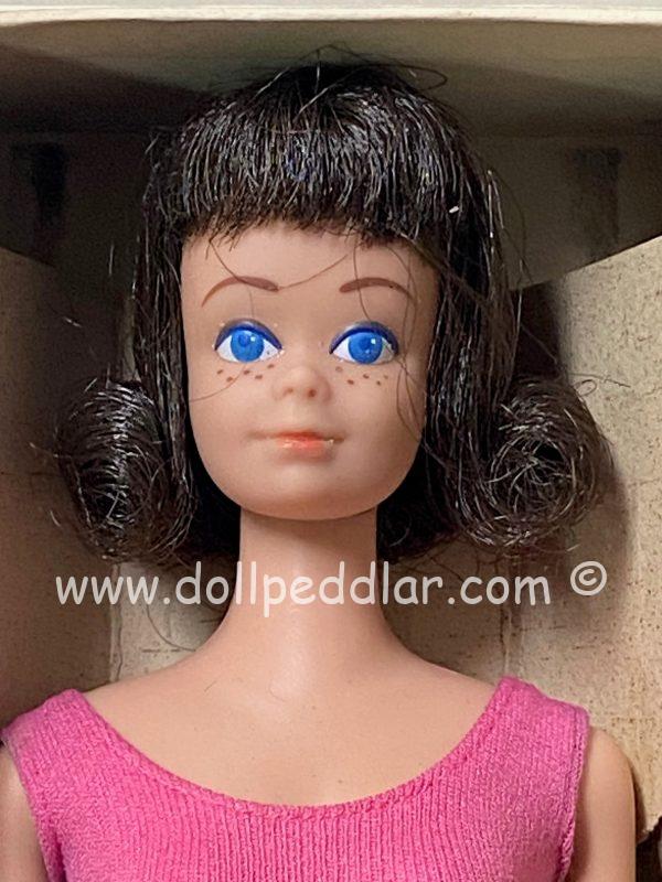 #860 Vintage Midge Doll Brunette Mint & Complete in Box - Image 2
