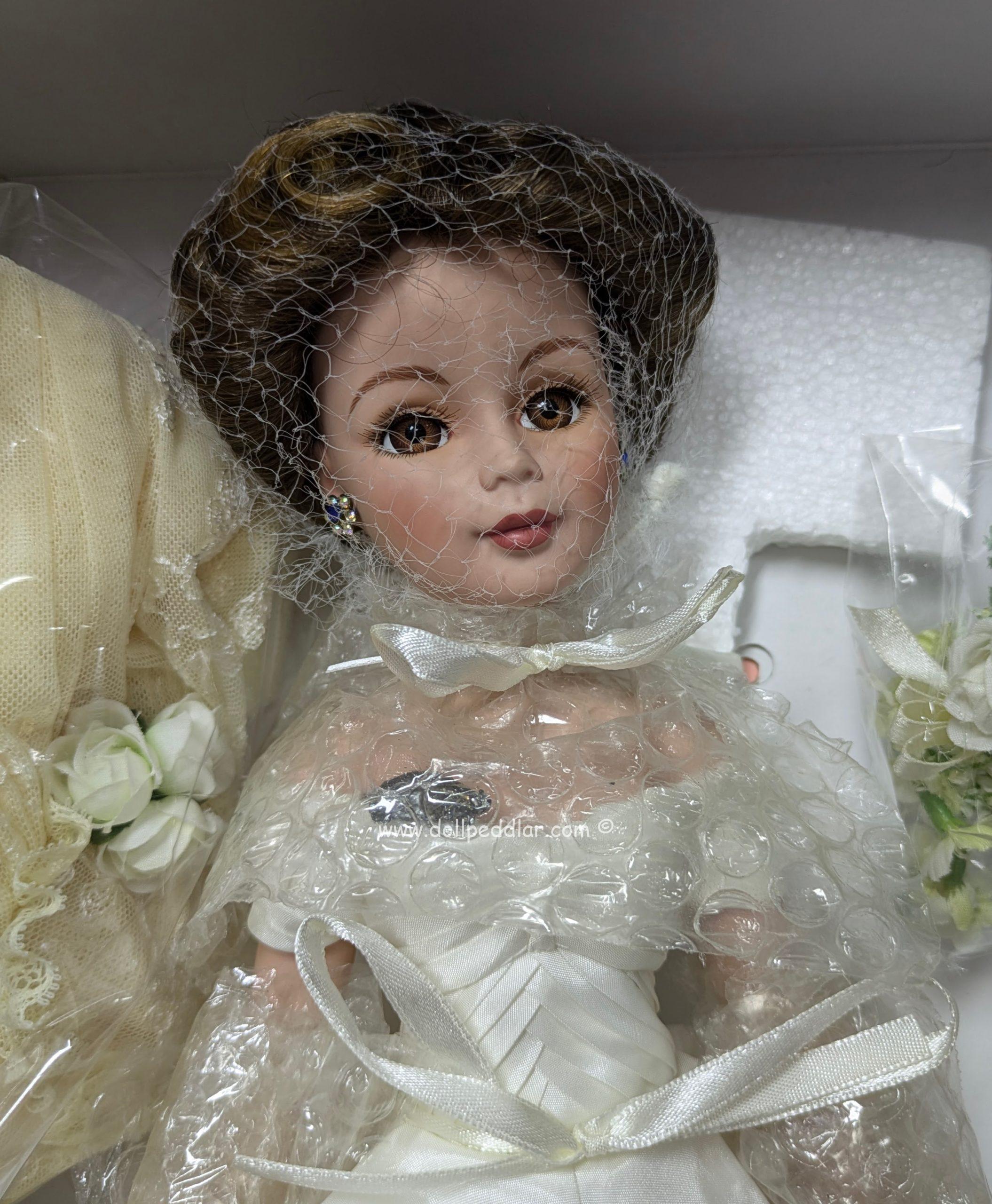 Jacqueline kennedy porcelain doll on sale