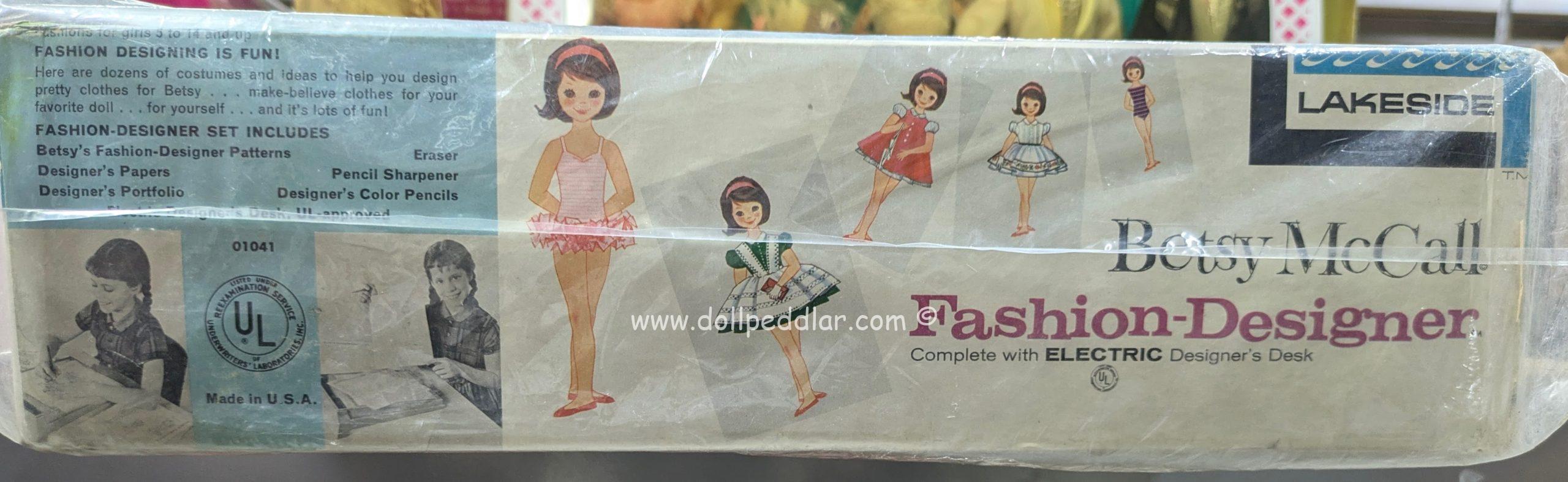 Vintage Betsy McCall Fashion Designer Kit, includes Desk and Drawing Set - Image 2