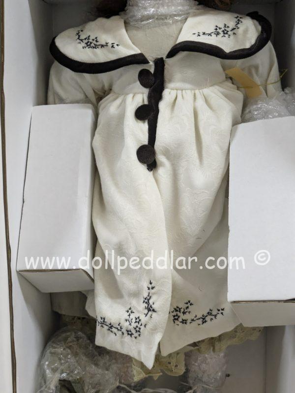 Eileen by Seymour Mann Porcelain Doll NRFB - Image 4
