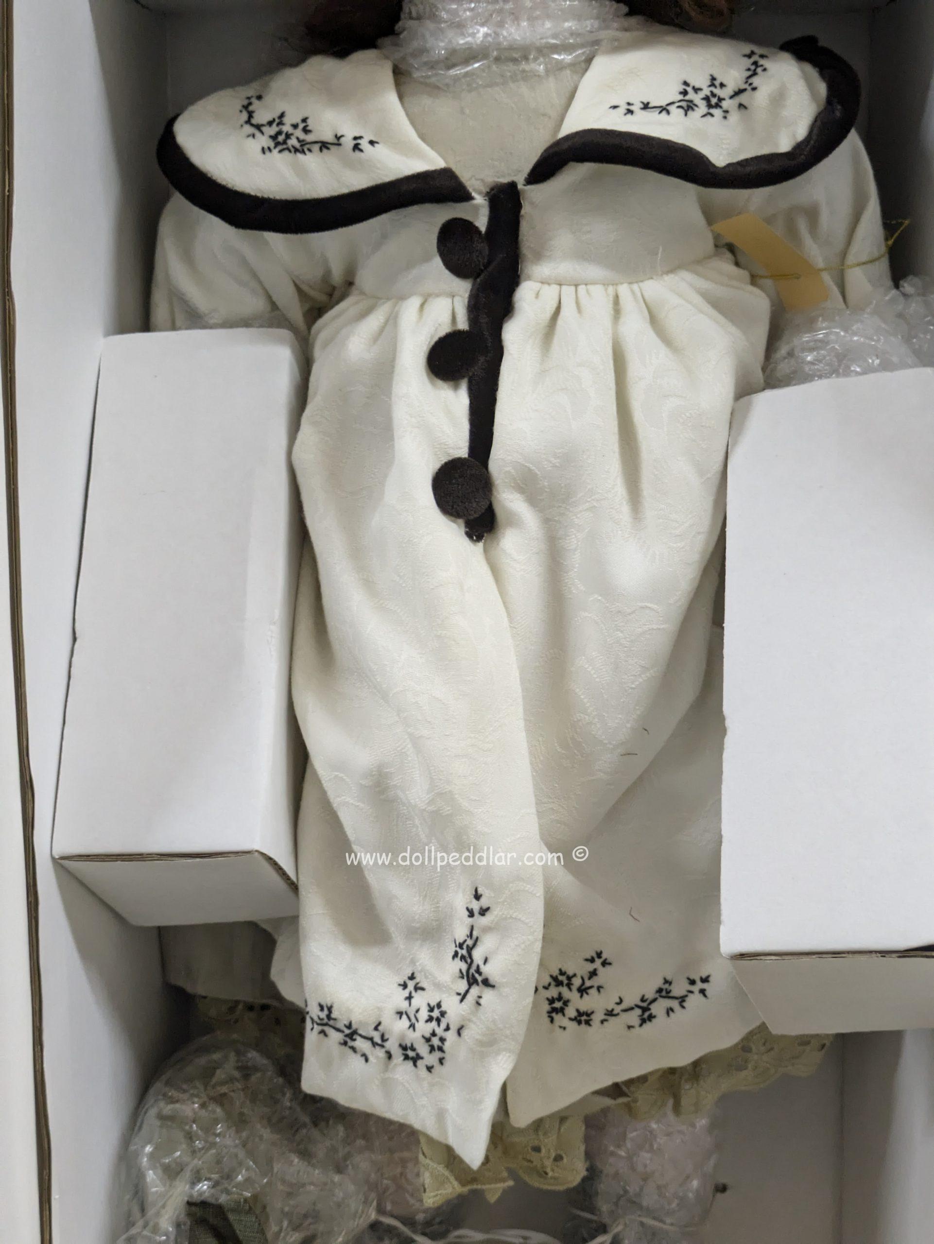 Eileen by Seymour Mann Porcelain Doll NRFB - Image 4
