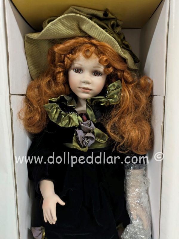 Kara by Seymour Mann Porcelain Doll NRFB LE1200 - Image 5