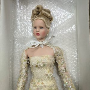 American Model 19″ Daphne #112/500 NRFB