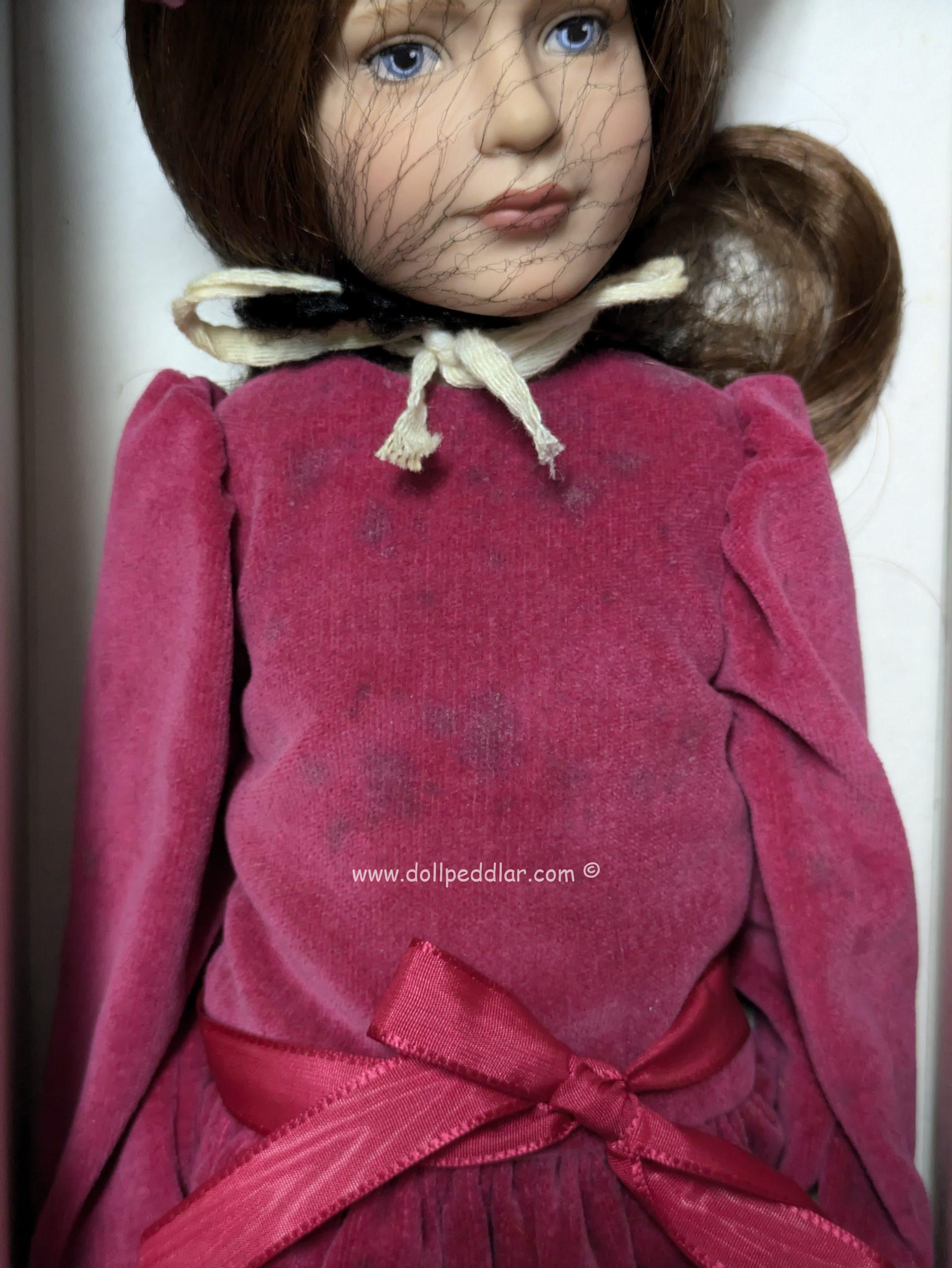 Kaylie in Velveteen Dress 1993 #89/500 - Image 5