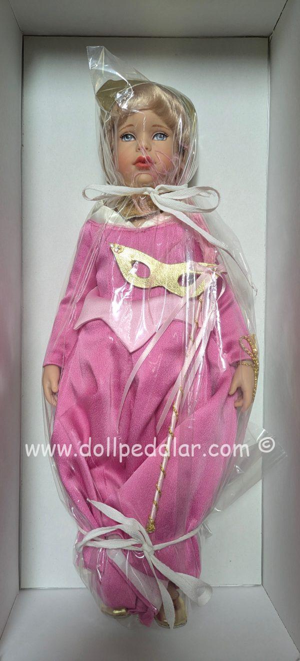 Kaylie Sleeping Beauty LE75 Signed WDW Exclusive - Image 5
