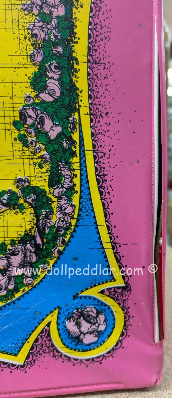 Vintage Barbie Double Case 'WORLD OF BARBIE" - Image 9