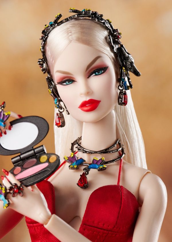 WClub Exclusive Integrity Toys X Sinuhe Guzman Surrealist Gala Véronique Perrin® & Vanessa Perrin® Two-Doll Gift Set - Image 8