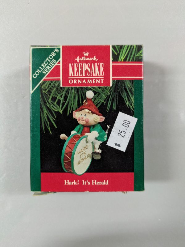 Hallmark Ornament Hark! It's Herald 1990 - Image 2