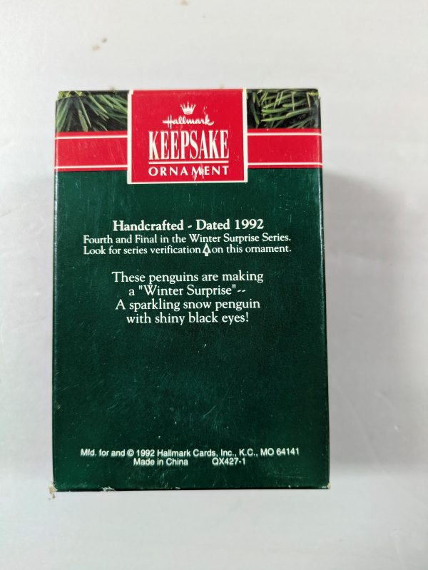 Hallmark Ornament Winter Surprise 1992 - Image 3