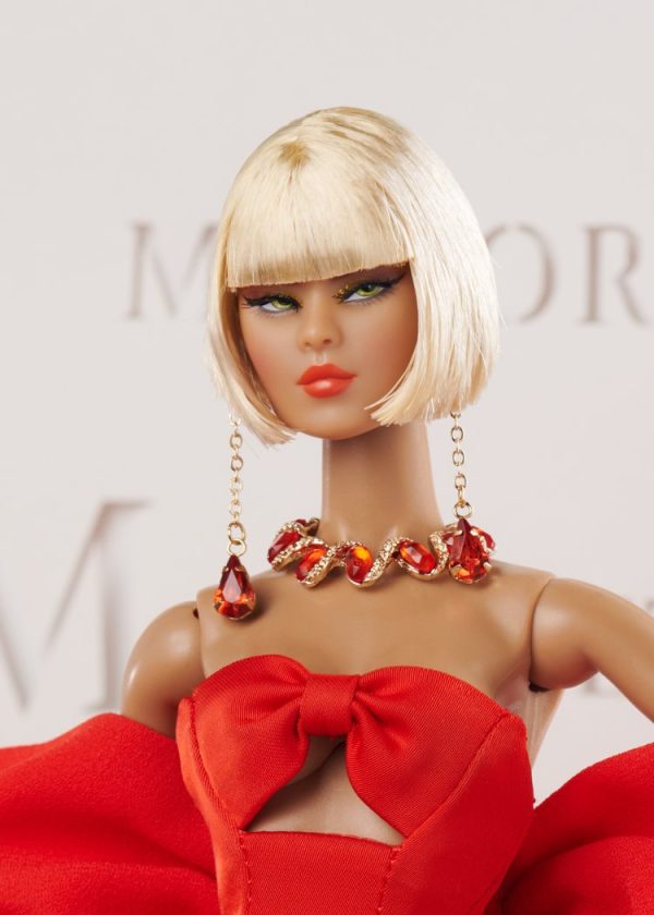 WClub Exclusive Integrity Toys X Jason Kramer Designs Strut It Out Navia Phan - Image 5