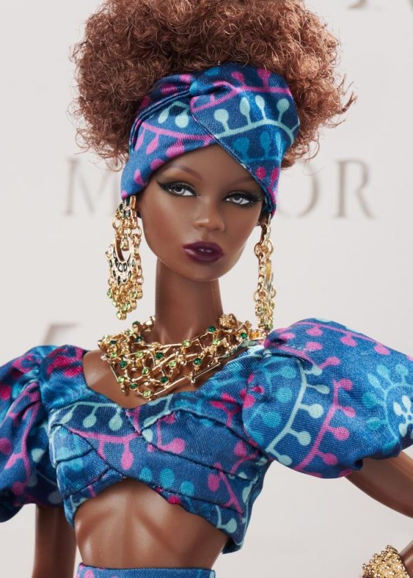 WClub Exclusive Integrity Toys X Jason Kramer Designs Look At Her Zuri Okoty - Image 4