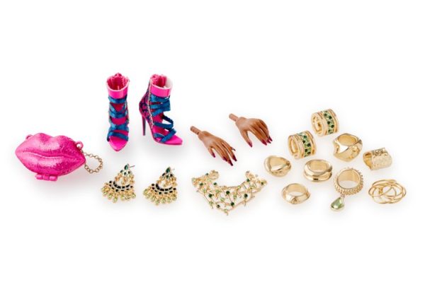 WClub Exclusive Integrity Toys X Jason Kramer Designs Look At Her Zuri Okoty - Image 5