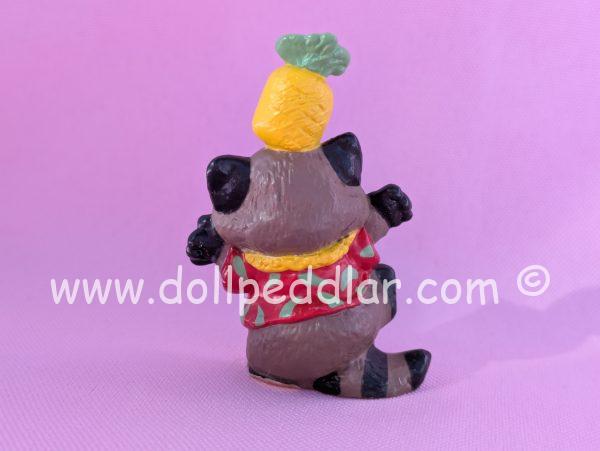 1989 Vintage Merry Miniatures Vacation Raccoon - Image 2