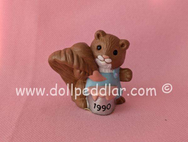 1990 Vintage Merry Miniatures Artist Squirrel