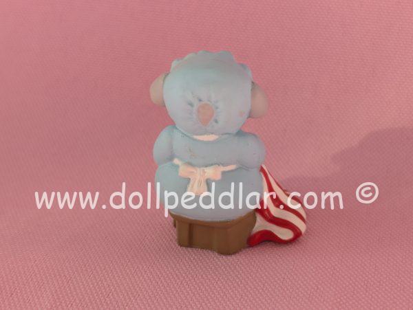 1992 Vintage Merry Miniatures Sheep Betsy Ross - Image 2
