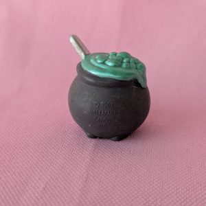 1993 Vintage Merry Miniatures Halloween Cauldron