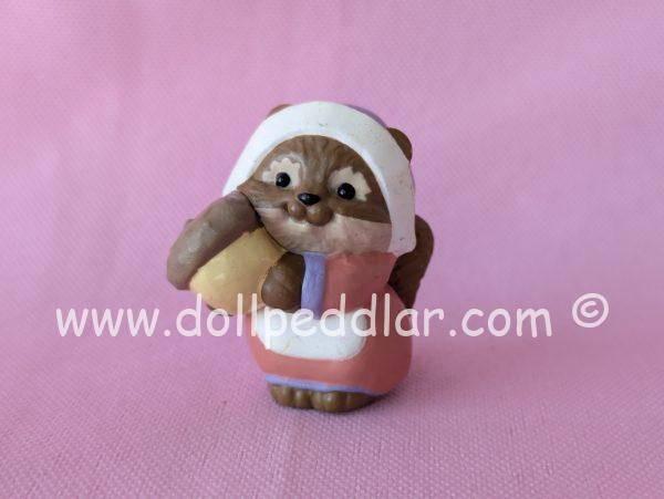 1993 Vintage Merry Miniatures Chipmunk with Acorn