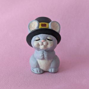 1993 Vintage Merry Miniatures Praying Pilgrim Mouse