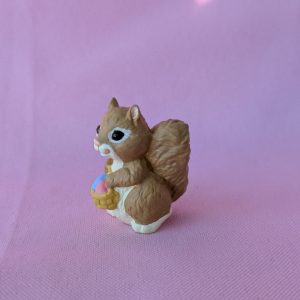 1994 Vintage Merry Miniatures Squirrel Carrying Easter Basket
