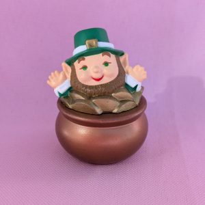 1994 Vintage Merry Miniatures Leprechaun in Pot of Gold