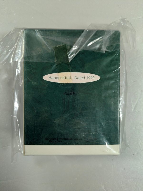 Hallmark Ornament Collector's Club Collecting Memories 1995 NRFB - Image 3