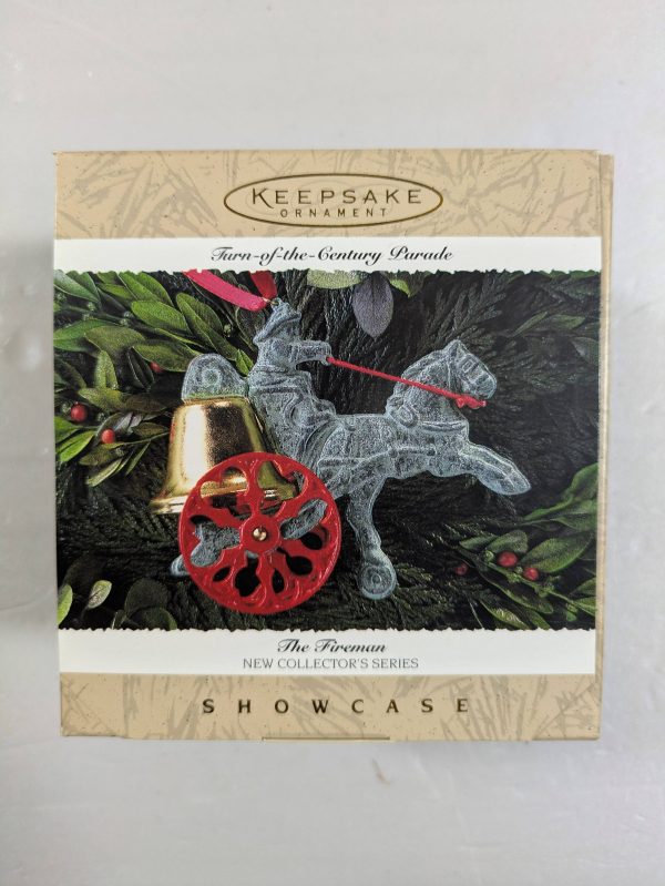 Hallmark Ornament The Fireman 1995 NRFB