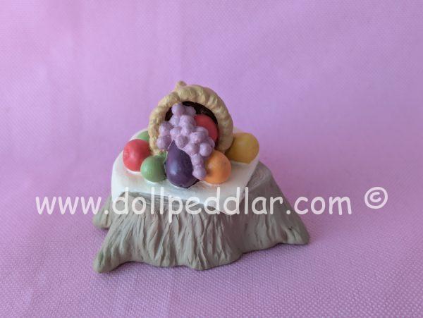 1995 Vintage Merry Miniatures Thanksgiving Cornucopia