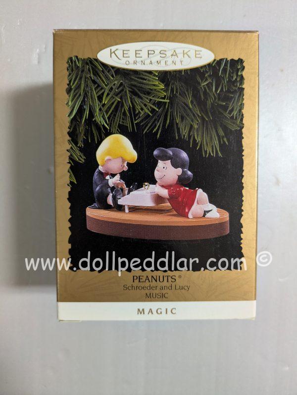 Hallmark Ornament Peanuts Schroeder and Lucy 1996 NRFB