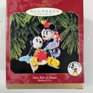 Hallmark Ornament New Pair of Skates 1997 NRFB