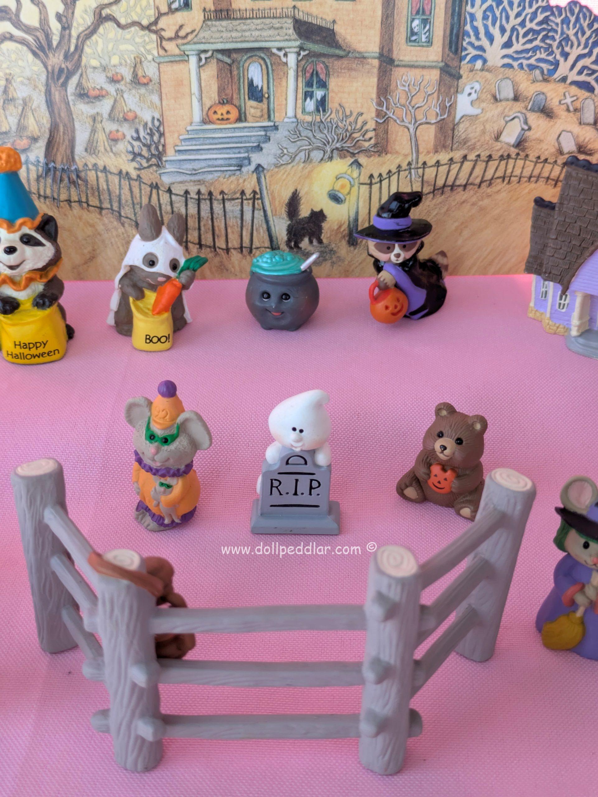 Vintage Merry Miniatures Halloween Display - Image 3