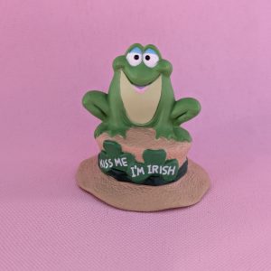 1990 Vintage Merry Miniatures Kiss Me I’m Irish Frog