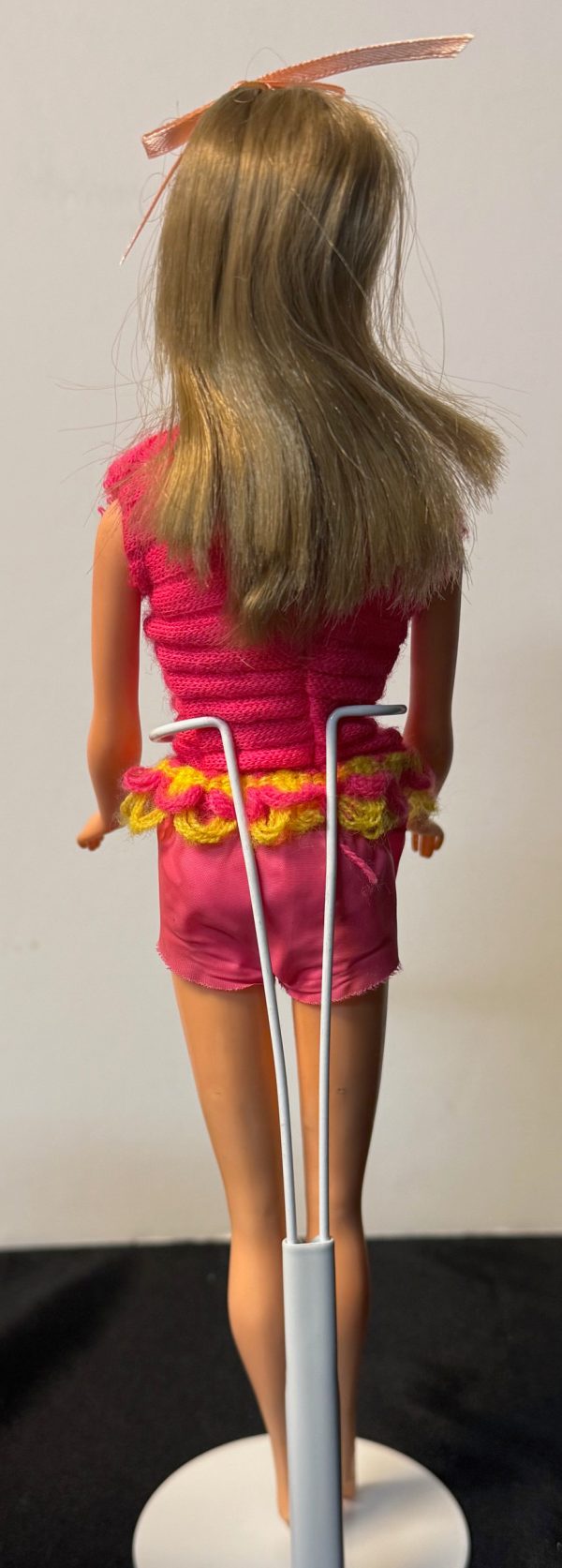 #1160 Vintage TNT Barbie Ash Blonde Hair - Image 4