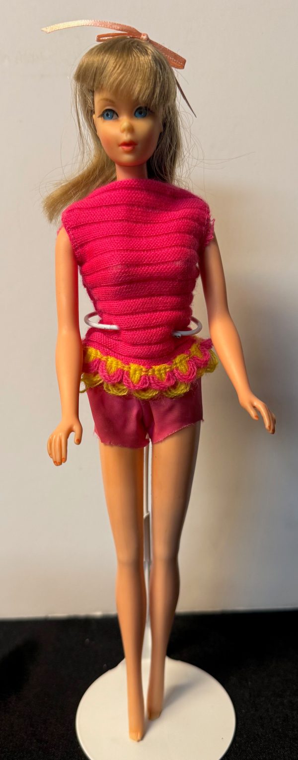 #1160 Vintage TNT Barbie Ash Blonde Hair