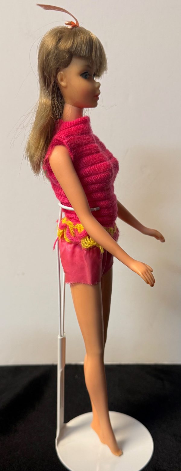 #1160 Vintage TNT Barbie Ash Blonde Hair - Image 3