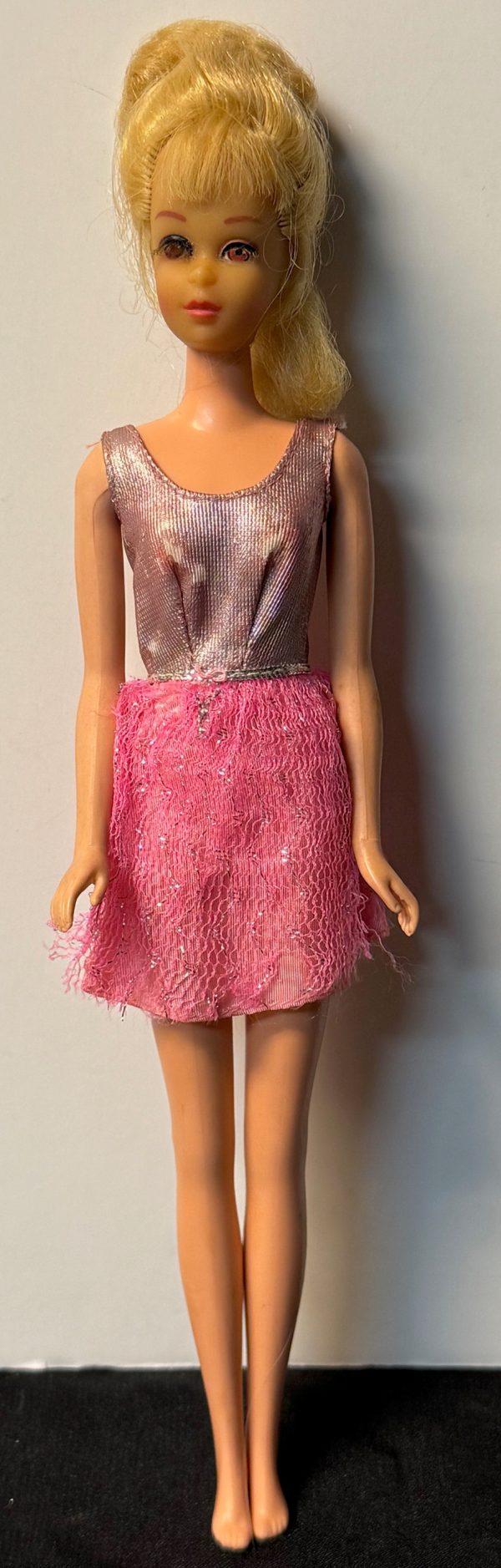 #1129 Vintage Growin Pretty Hair Francie Doll in Original Dress