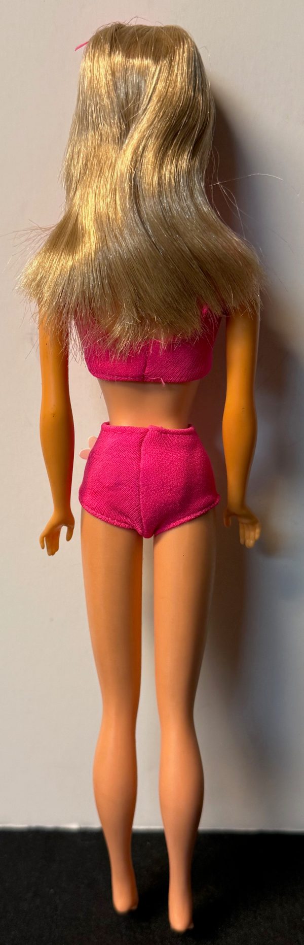 #1190 Vintage Standard Barbie Ash Blonde MIB - Image 3