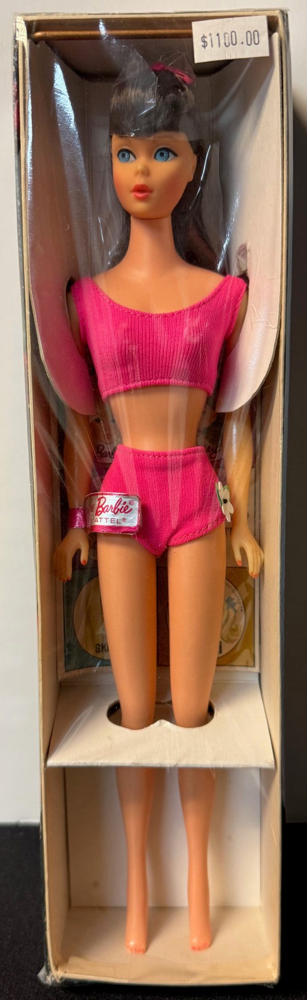 #1190 Vintage Standard Barbie Dark Brown Hair MIB