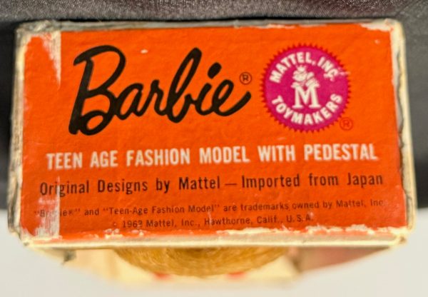 #850 Vintage Bubble Cut Barbie Blonde MIB - Image 7
