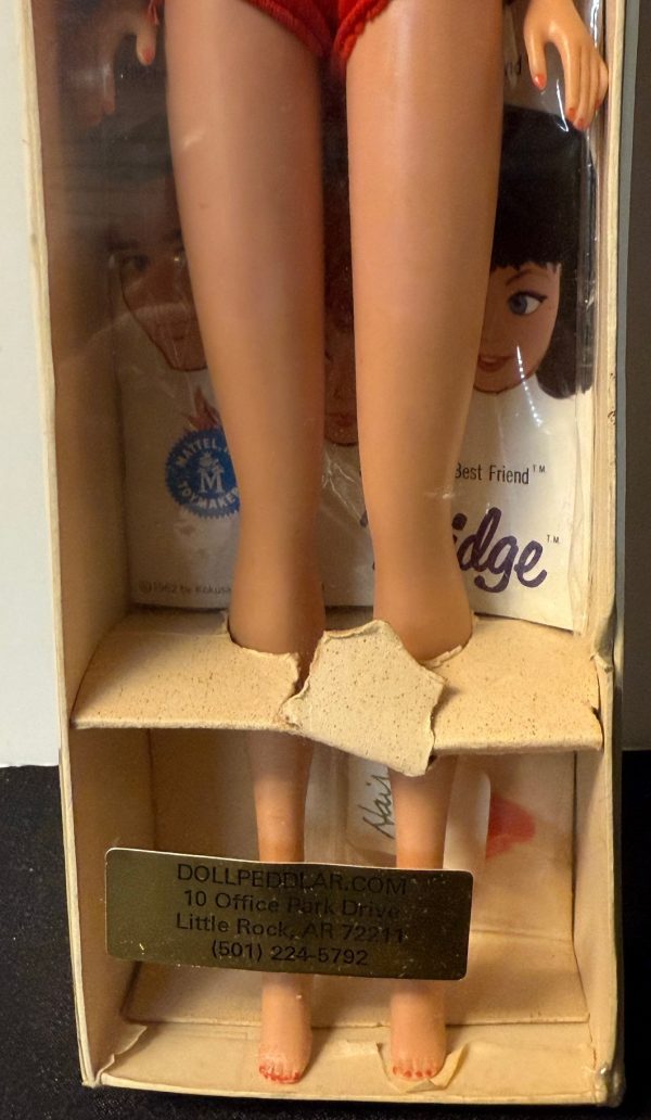 #850 Vintage Platinum Swirl Ponytail Barbie MIB - Image 3