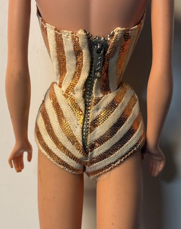 Vintage #870 Fashion Queen Barbie in Original Swimsuit - Image 6