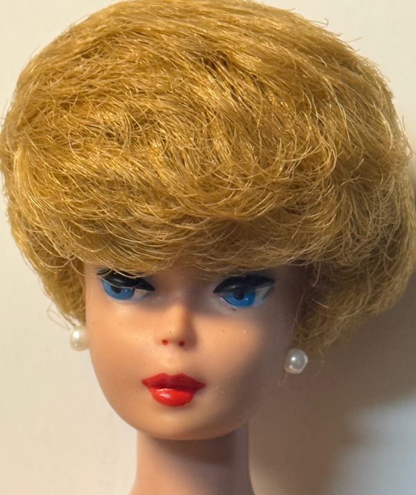 Vintage #850 Bubble Cut Barbie Blonde NUDE - Image 2