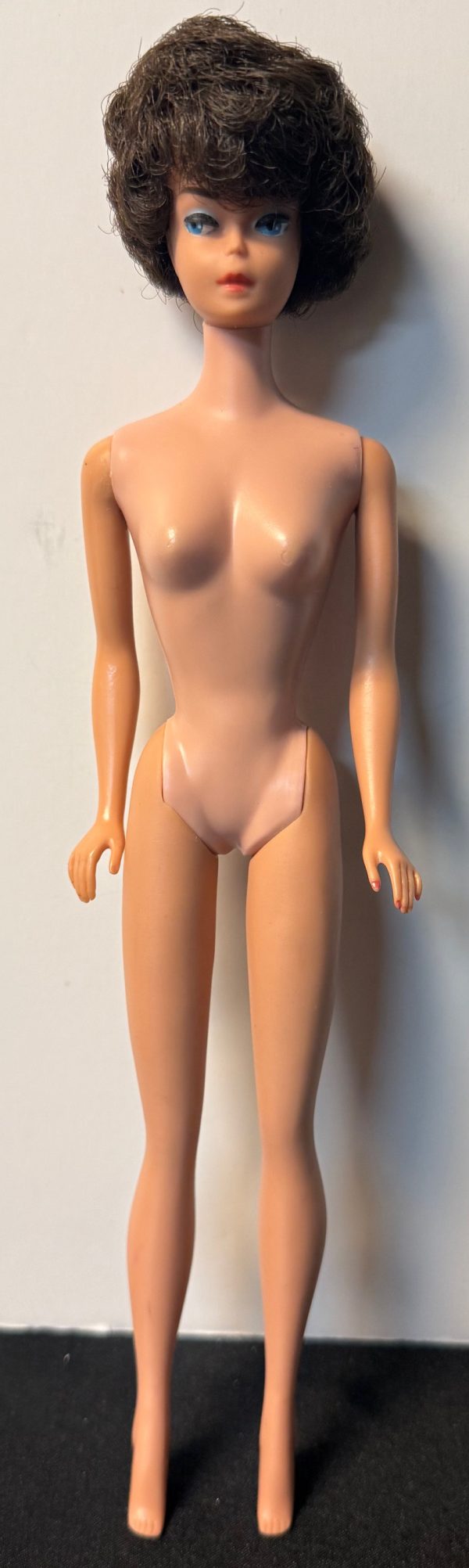 Vintage #850 Bubble Cut Barbie Brunette Nude