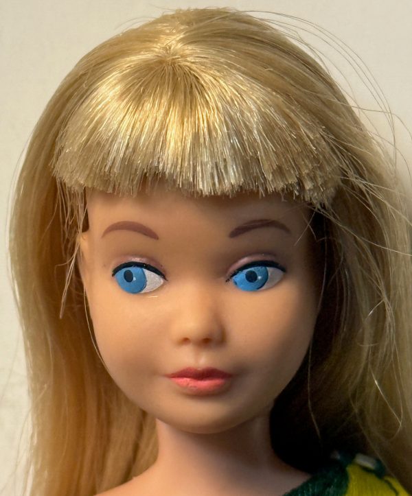 Vintage #950 SL Skipper Blonde in Tropical Swimsuit - Image 2