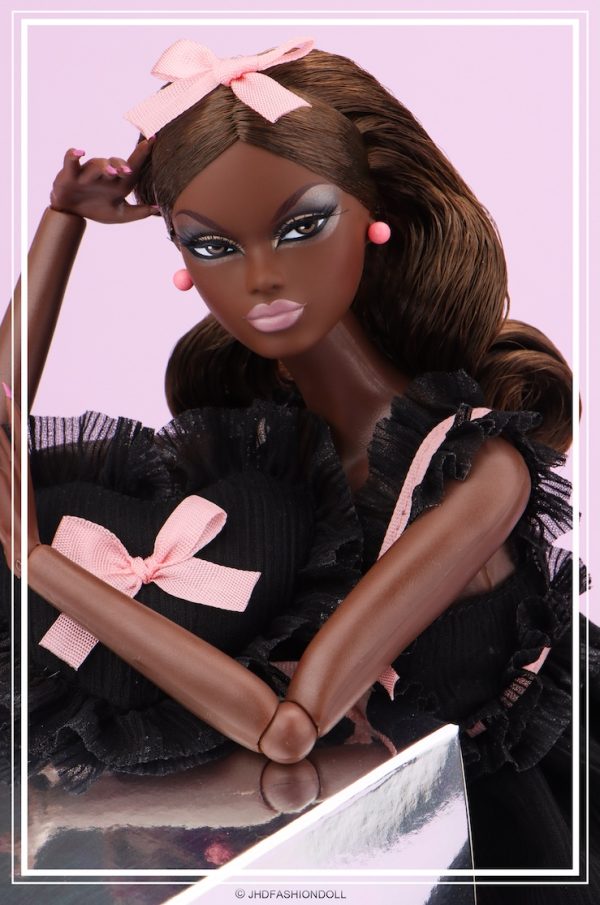 JHD Valley of the Dolls: Girls' Night Out 12"(Rom Sculpt) Black Nightgown PRE-ORDER - Image 3