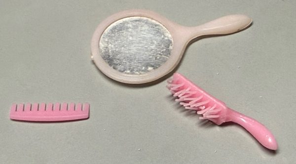 Vintage Barbie Hand Mirror, Brush and Comb - Image 2