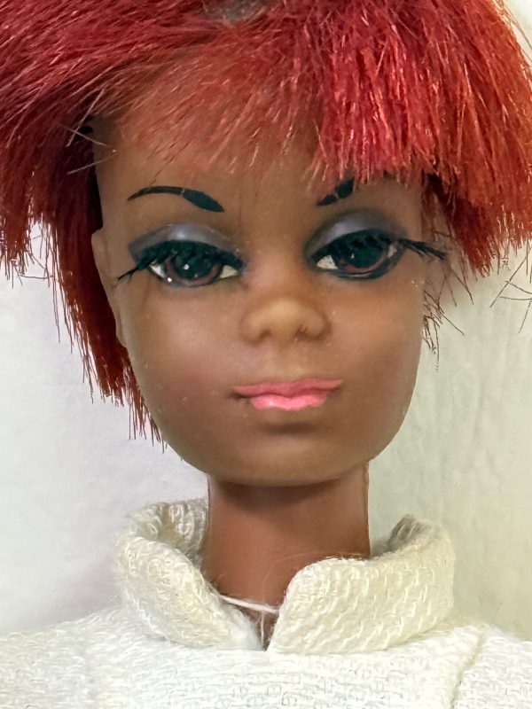 #1127 Julia Barbie Doll Dressed/No Box - Image 3