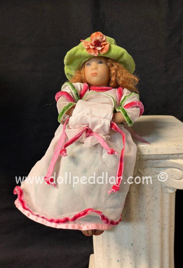 Annette Himstedt 1999 Club Doll Mini Mirte 10"