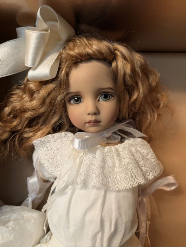 MDCC Dianna Effner Doll Dreamer's Guild Centerpiece Evangeline & Annabelle - Image 16